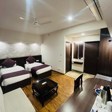 Hotel The Great Ganga Ришикеш Экстерьер фото