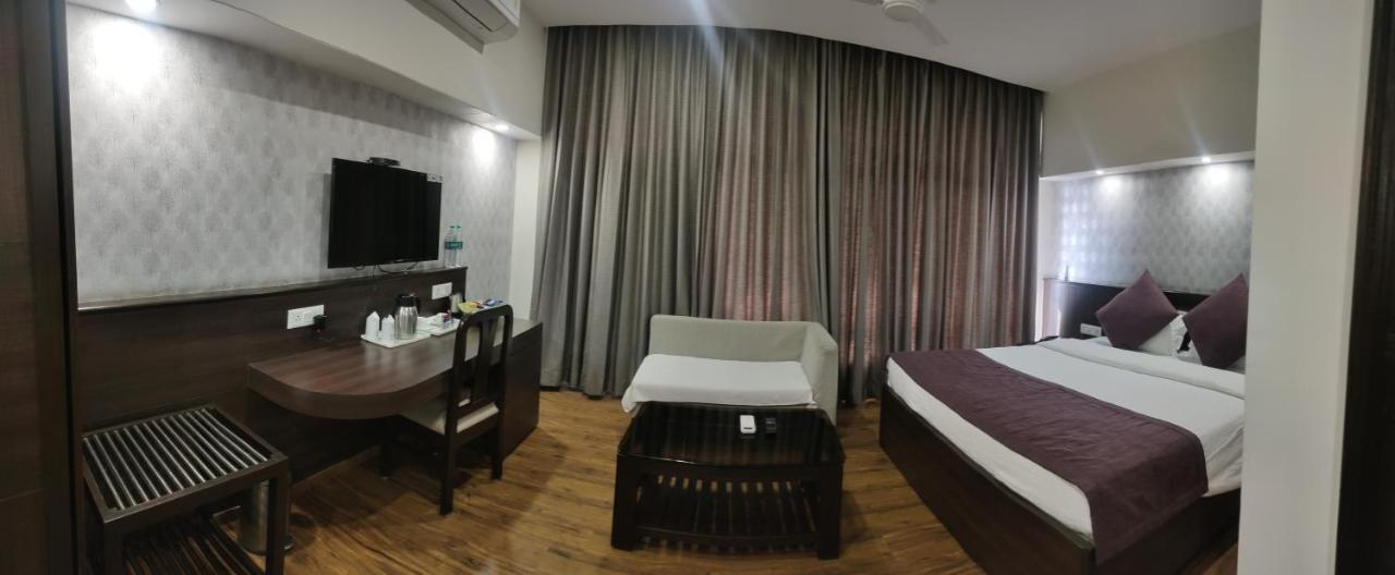 Hotel The Great Ganga Ришикеш Экстерьер фото