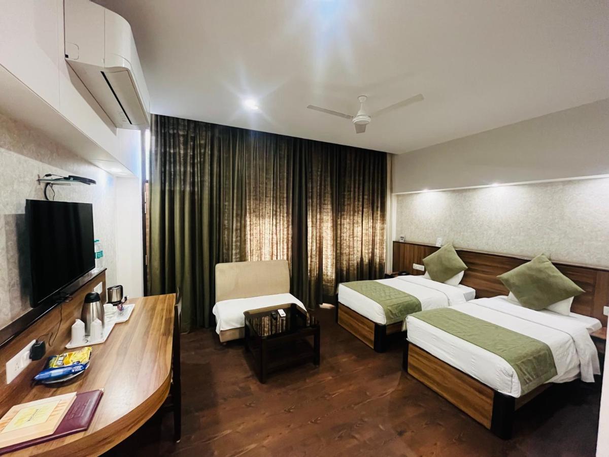 Hotel The Great Ganga Ришикеш Экстерьер фото
